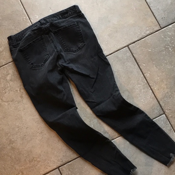Kut From The Kloth | Jean Black Size 2 Petite - Picture 6 of 8